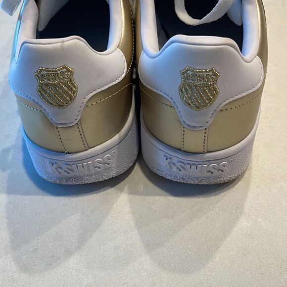 K-Swiss women’s size 10, gold white sneakers excellent condition, super fun. - Picture 7 of 8